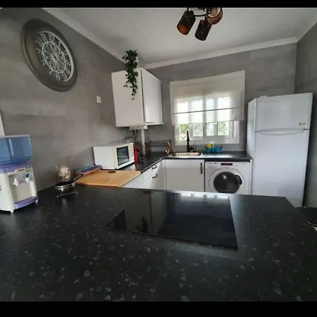 Apartamento En Pleno Centro De Playa De Aro. Ponent *